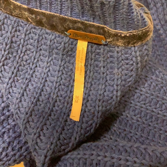 Bell sleeve cobalt blue FP sweater - Picture 3 of 3